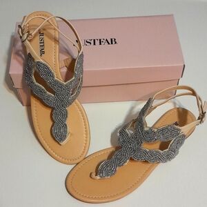 NWOT Flat Thong Sandles